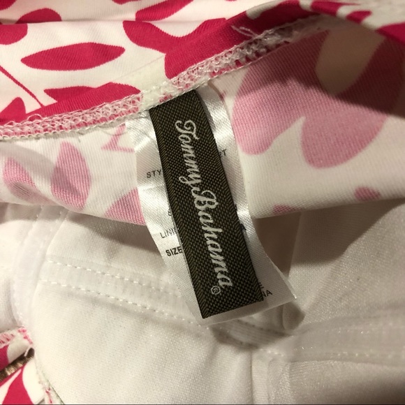 Tommy Bahama Shirred Tropical Halter Padded Tankini Hibiscus Top in EUC … - Picture 4 of 6
